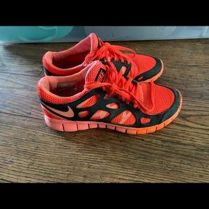 Womens Nike sneakers size 7.5